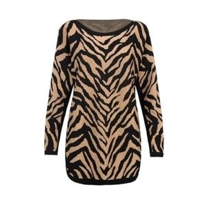 Cabi Dani Pullover Size M Like New.